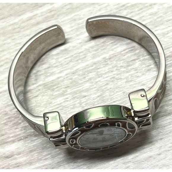 JB Womens Wrist Watch Cuff Bracelet Leopard Print Enamel Silver Tone Quartz - Picture 7 of 10